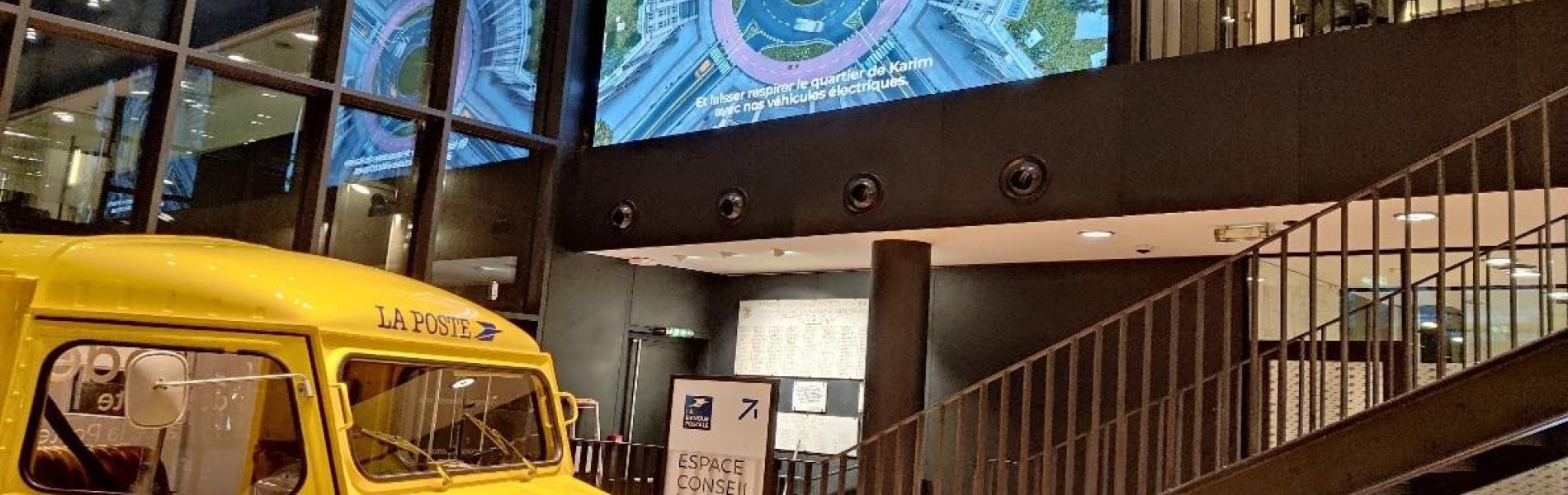 Ecran LED intérieur